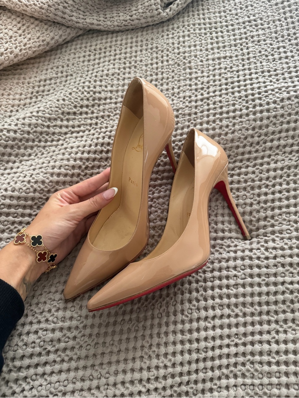 Christian Louboutin Nude 100mm Kates